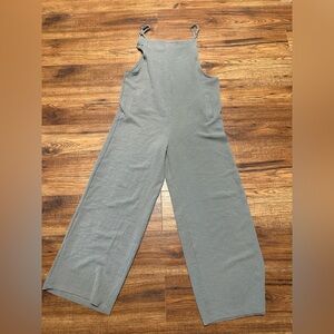 Grey/green jumpsuit with pockets size small